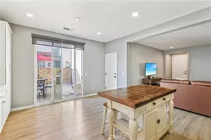 21982 Moveo Dr, Saugus, CA 91350 - Photo 16