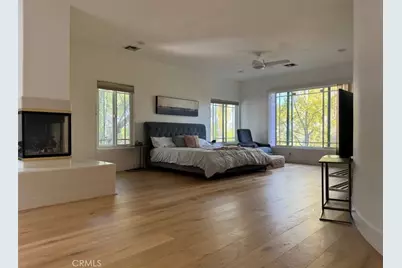 22259 Dumetz, Woodland Hills, CA 91364 - Photo 8