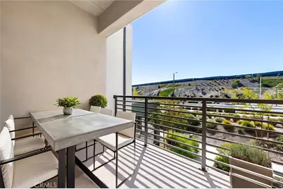 27040 Painted Sky Way, Valencia, CA 91381 - Photo 16