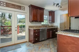 6143 Wisteria St, Simi Valley, CA 93063 - Photo 10