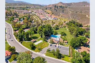 20066 Avenue Of The Oaks, Newhall, CA 91321 - Photo 42