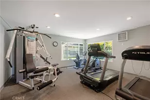 20066 Ave Of The Oaks, Newhall, CA 91321 - Photo 34