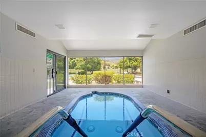 20066 Avenue Of The Oaks, Newhall, CA 91321 - Photo 36