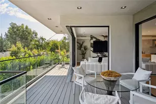 22268 Avenue San Luis, Woodland Hills, CA 91364 - Photo 18