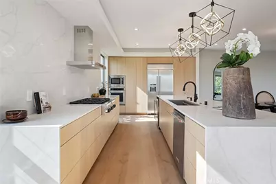 22268 Avenue San Luis, Woodland Hills, CA 91364 - Photo 10