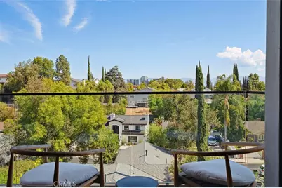 22268 Avenue San Luis, Woodland Hills, CA 91364 - Photo 4