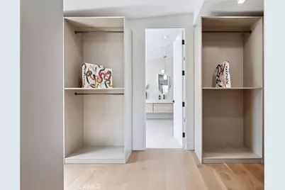 22268 Avenue San Luis, Woodland Hills, CA 91364 - Photo 30