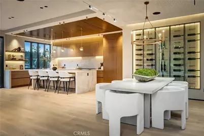 13221 Hesby, Sherman Oaks, CA 91423 - Photo 6