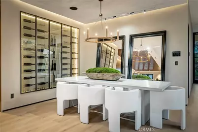 13221 Hesby, Sherman Oaks, CA 91423 - Photo 12