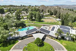 19122 Ave Of The Oaks, Newhall, CA 91321 - Photo 4