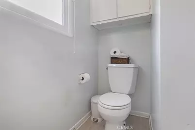 10571 Woodale, Mission Hills (San Fernando), CA 91345 - Photo 32