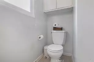 10571 Woodale, Los Angeles, CA 91345 - Photo 32