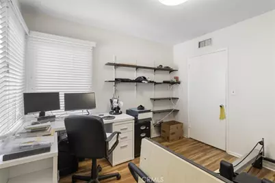 10571 Woodale, Mission Hills (San Fernando), CA 91345 - Photo 22