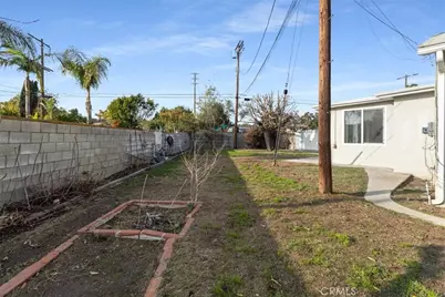 10571 Woodale, Mission Hills (San Fernando), CA 91345 - Photo 4