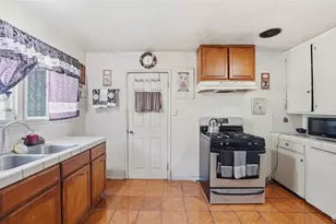 1523 E Vernon, Los Angeles, CA 90011 - Photo 4