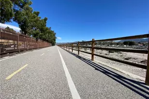 18808 Mandan, Canyon Country, CA 91351 - Photo 20