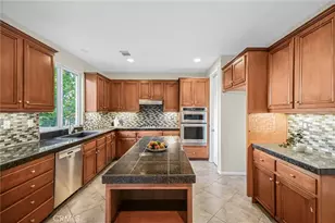27323 English Oak Ct, Canyon Country, CA 91387 - Photo 6
