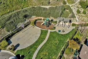 28040 Catherine, Canyon Country, CA 91351 - Photo 34