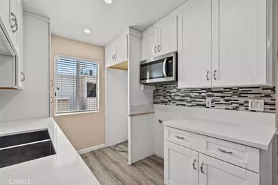 9950 Jordan #10, Chatsworth, CA 91311 - Photo 2