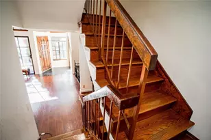 5327 Wilkinson Ave, Valley Village, CA 91607 - Photo 16