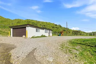 17559 Sierra Hwy, Canyon Country, CA 91351 - Photo 16