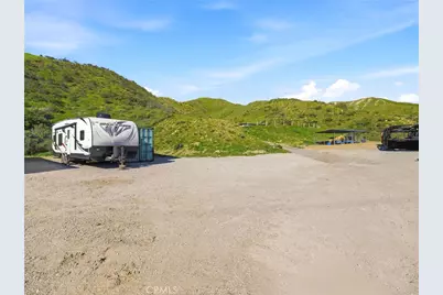 17559 Sierra Highway, Canyon Country, CA 91351 - Photo 10