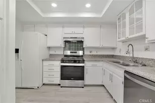 21901 Dupont St, Chatsworth, CA 91311 - Photo 12