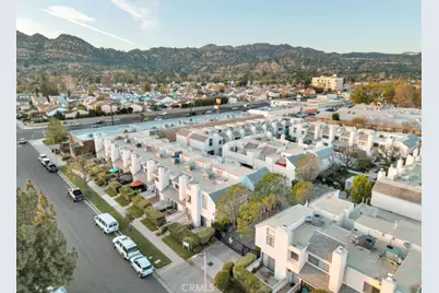 21901 Dupont Street #12, Chatsworth, CA 91311 - Photo 30