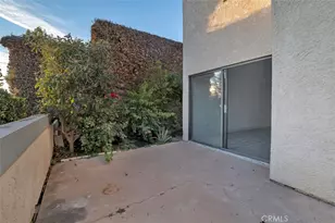 21901 Dupont St, Chatsworth, CA 91311 - Photo 8