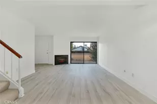 21901 Dupont St, Chatsworth, CA 91311 - Photo 4