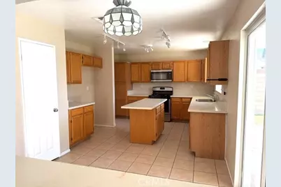 3030 Holline Court, Lancaster, CA 93535 - Photo 4