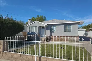 14233 Dyer St, Sylmar, CA 91342 - Photo 2