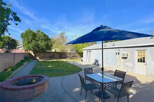14233 Dyer St, Sylmar, CA 91342 - Photo 4