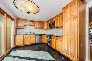 10214 Larwin Ave, Chatsworth, CA 91311 - Photo 14