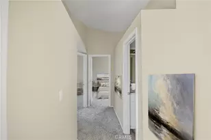 28830 Startree, Saugus, CA 91390 - Photo 12