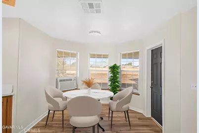 9663 Mendiburu, California City, CA 93505 - Photo 8