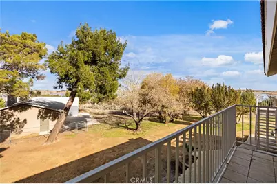 329 E Lago Lindo Road, Palmdale, CA 93550 - Photo 24