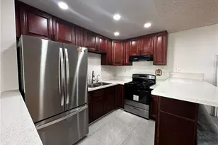 801 E Chestnut St, Glendale, CA 91205 - Photo 4