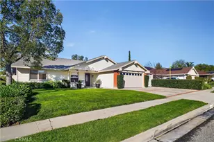 17 Pinewood Ave, Oak Park, CA 91377 - Photo 4