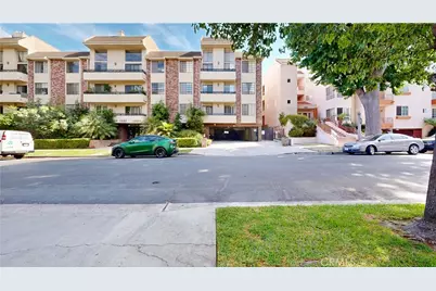 14569 Benefit #102, Sherman Oaks, CA 91403 - Photo 1