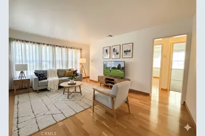 18237 Valley Vista, Tarzana, CA 91356 - Photo 2