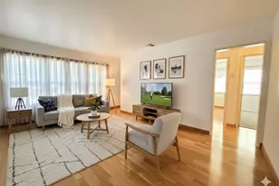 18237 Valley Vista, Tarzana, CA 91356 - Photo 2