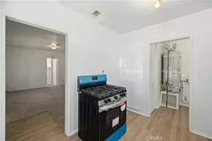 45110 Elm, Lancaster, CA 93534 - Photo 6