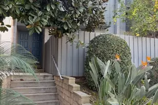 4325 Whitsett, Studio City, CA 91604 - Photo 1