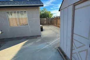 2071 Candice, Rosamond, CA 93560 - Photo 32