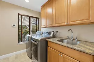 489 Oakhampton, Thousand Oaks, CA 91361 - Photo 28