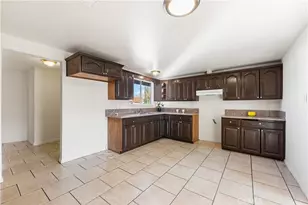 1252 E Ave R 6, Palmdale, CA 93550 - Photo 12