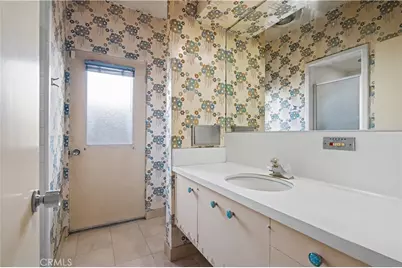 9125 Gainford Street, Downey, CA 90240 - Photo 16