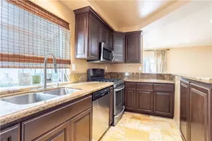 12335 Hilldale Ct, Pacoima, CA 91331 - Photo 6