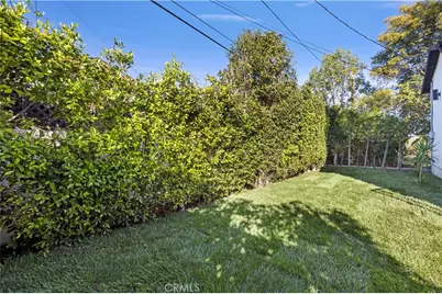 17929 Martha Street, Encino, CA 91316 - Photo 28